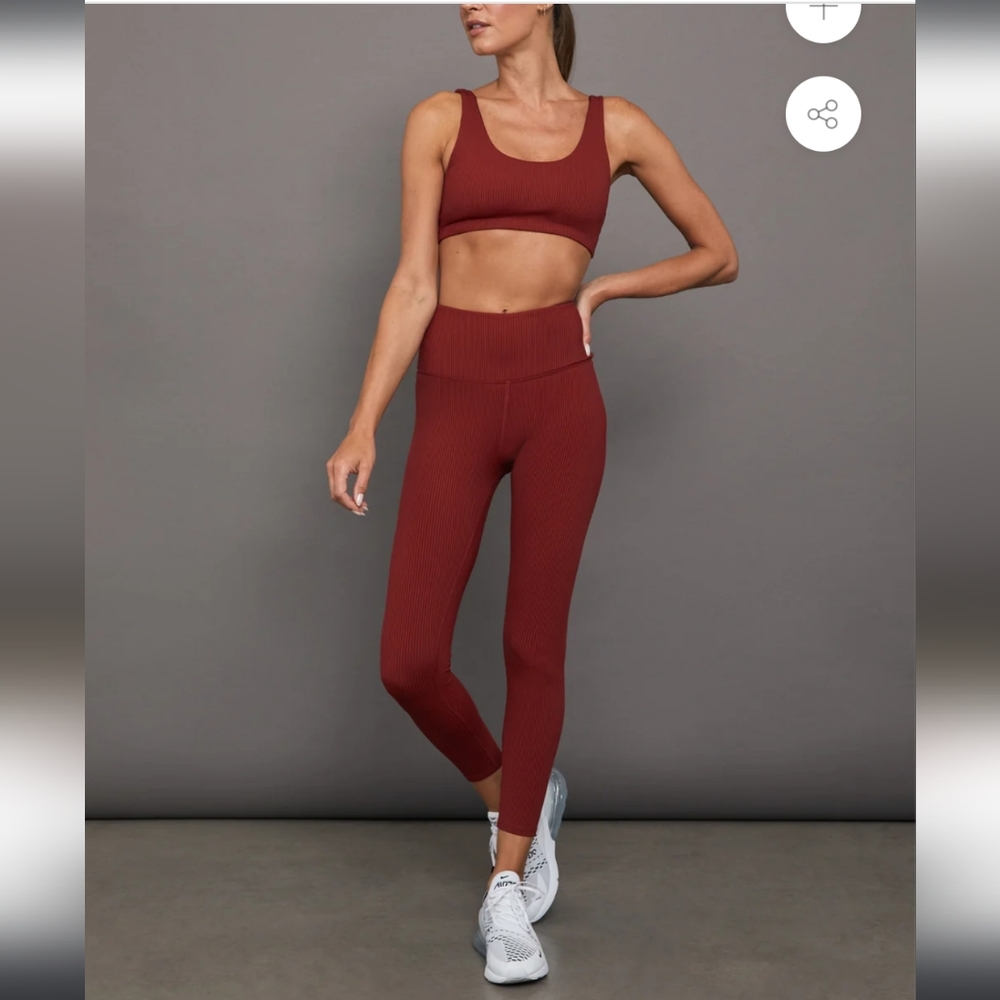 Carbon38 RIBBED TANK & RIBBED 7/8 LEGGING